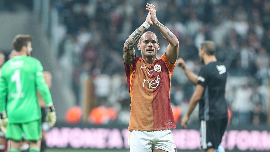 Wesley Sneijder:  Burada uzun seneler kalabilirim 